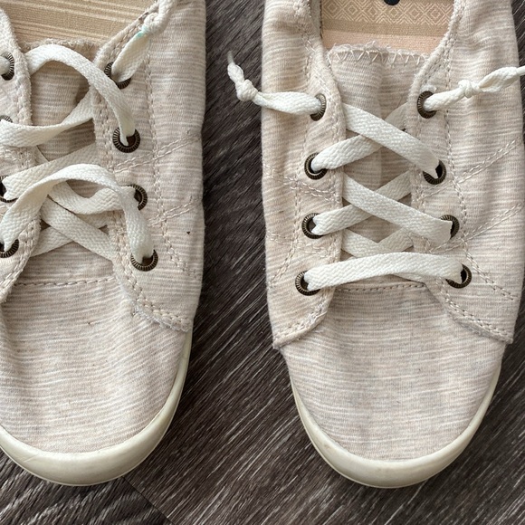 Beige heather flat sneaker shoes - Picture 4 of 17
